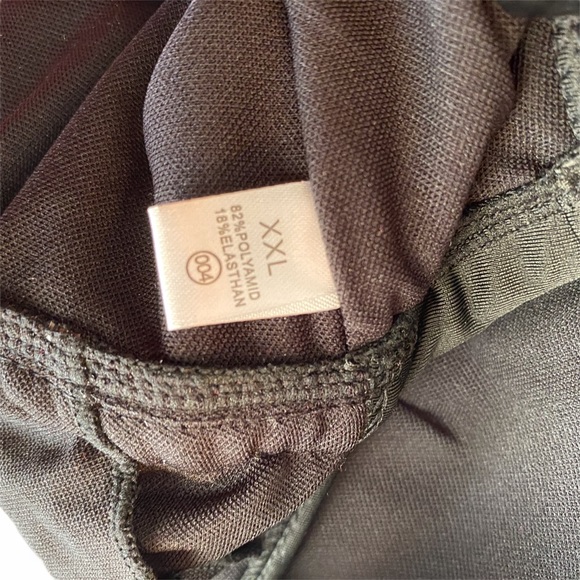 NWT Plus Size One Piece Bathing Suit Black Ruffles - Picture 12 of 12